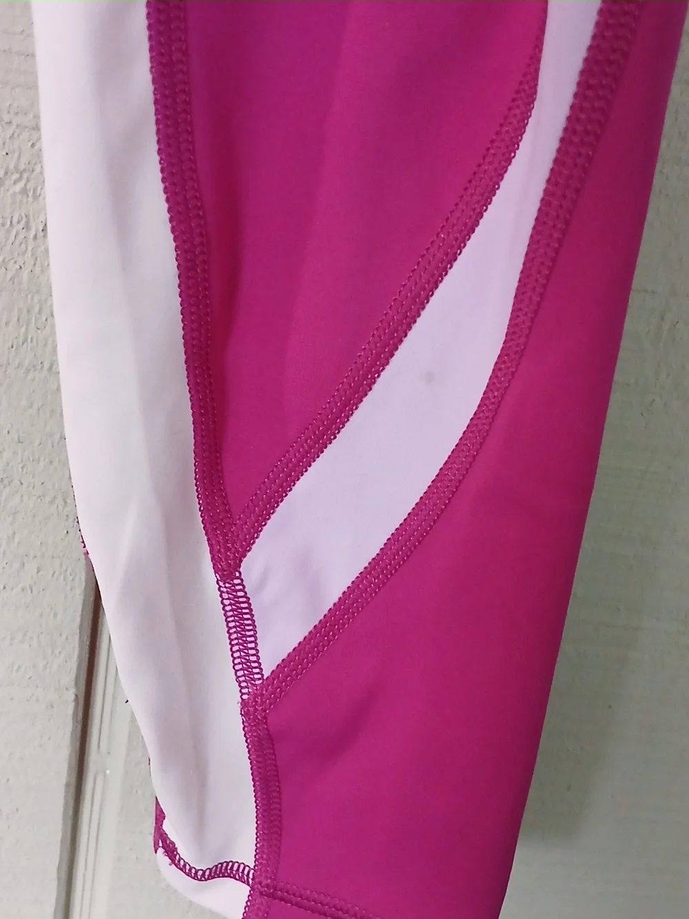 Tek Gear High-Rise Magenta and Light Pink Performance Athletic Leggings Small